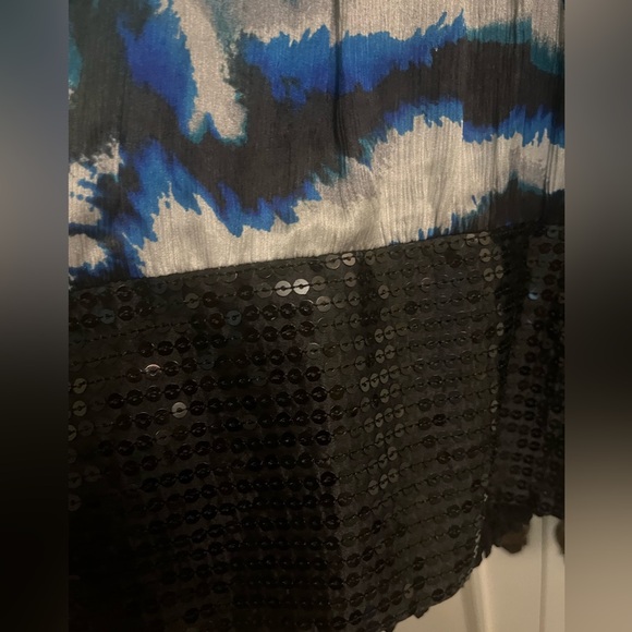 Bebe silk tunic dress size medium - Picture 9 of 11